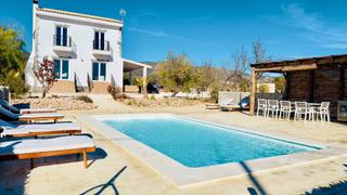 Chalet en Monòver. Villa en monovar