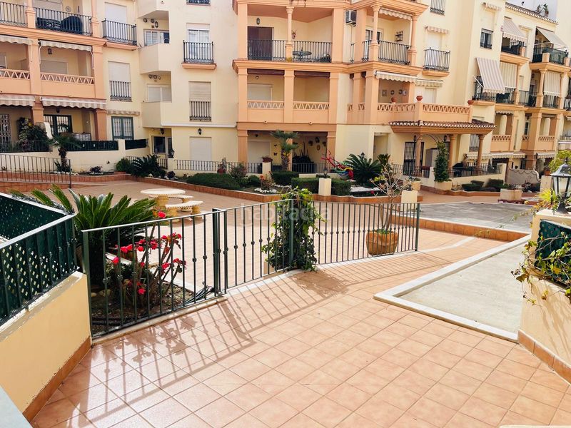 Foto c1a2b83f-dc44-4895-9d53-a6417eeb2df3. Flat with parking in El Morche Torrox