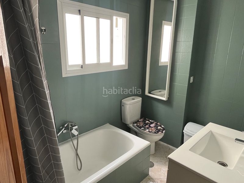 Foto e54a2cac-2041-47bf-b486-6caa45e596c5. Casa a Centro Antequera