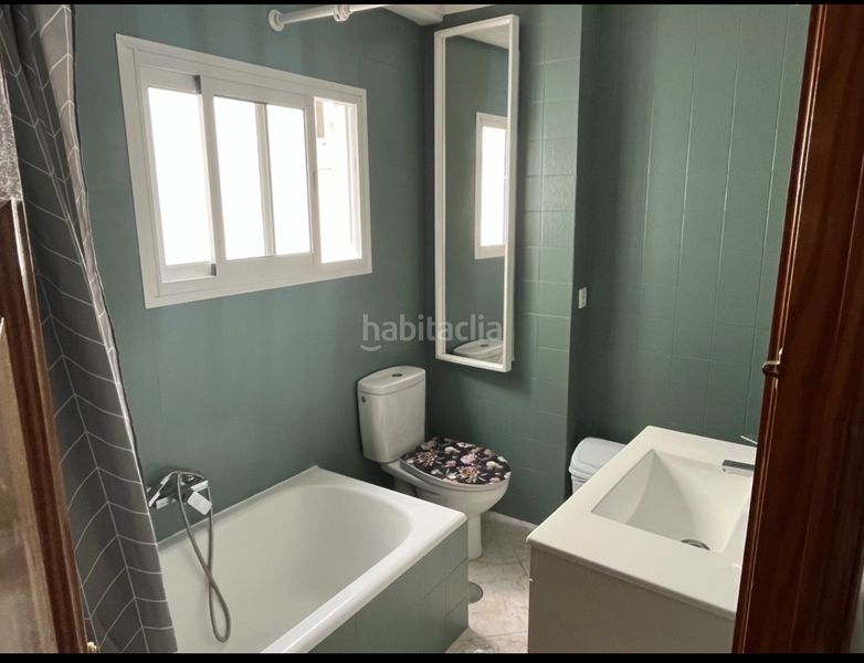 Foto f799eebb-4d64-4a9e-ab2e-b8ba8ee3d88d. Casa a Centro Antequera
