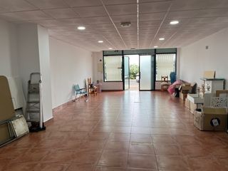 Local Comercial a Zona de la Vega