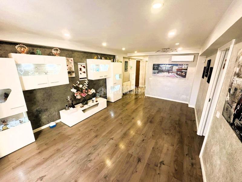 Foto 1fca0866-8b80-4b77-bfff-f7ea95edcb2e. Appartamento con riscaldamento in Sur - PAU 4 Móstoles