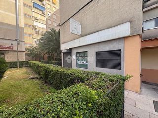Local Comercial en Sur - PAU 4