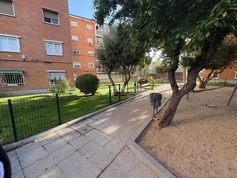 Foto 06c7510b-8d68-4b8b-b68c-a2cc2057cfda. Pis amb aparcament piscina a Villafontana - Estoril I Móstoles