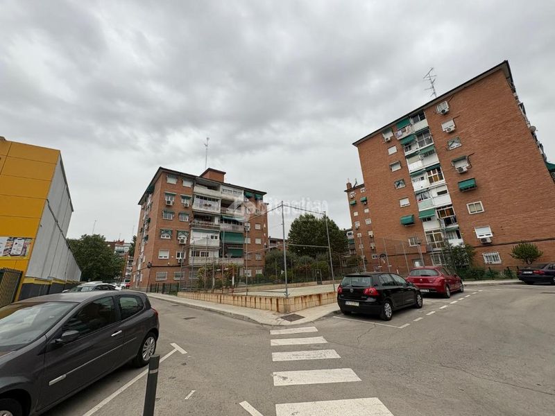 Foto c667d99b-faf2-4dcb-8f70-724ae6a16a76. Pis amb aparcament piscina a Villafontana - Estoril I Móstoles