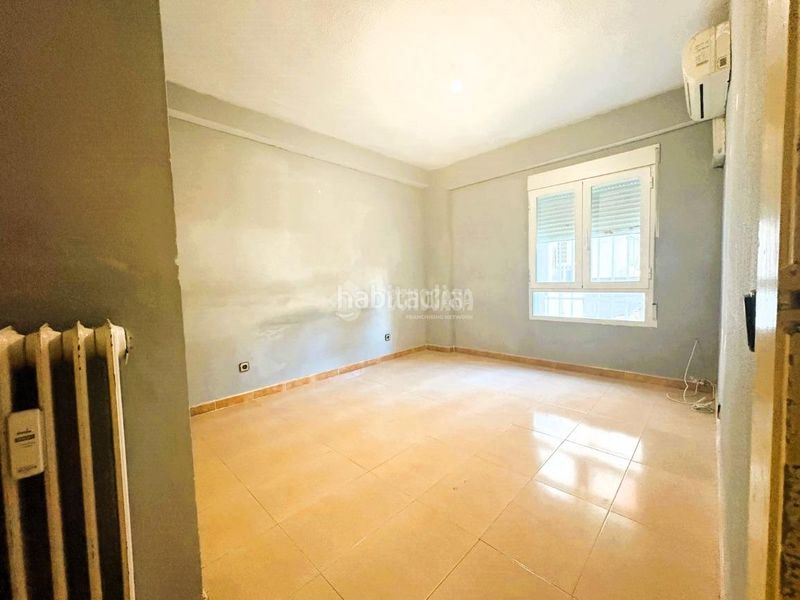 Foto ba48f4f5-2b70-4588-b5ab-8763cd6ff205. Piso  en venta en Sur - PAU 4 Móstoles