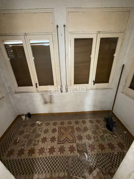 Foto 35d9f0d9-394c-45a6-bd3f-d4a752847d71. Casa a Centre-Can Nadal Sant Feliu de Llobregat