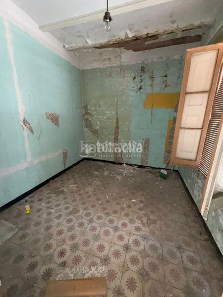Foto c7cd439d-22f4-4bdd-b4d9-ff67b990a49a. Casa a Centre-Can Nadal Sant Feliu de Llobregat