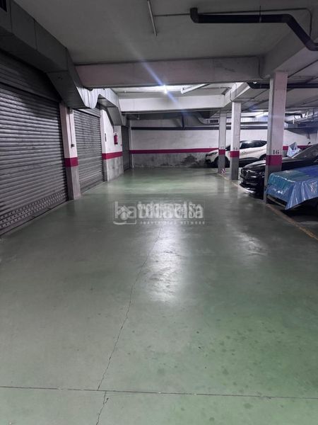Foto 32470637-66a3-445b-8309-b09b84bb0d10. Aparcament cotxe a Centre-Can Nadal Sant Feliu de Llobregat