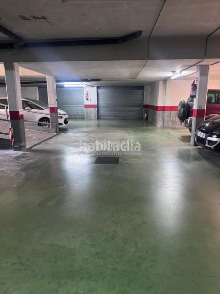 Foto 63b3c5ad-6f21-43a9-be80-7a2bd2b28818. Aparcament cotxe a Centre-Can Nadal Sant Feliu de Llobregat