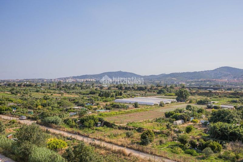 Foto 4a32f9e5-0896-47a5-a0ed-f01dad8c9cd4. Pis amb calefacció a Centre-Can Nadal Sant Feliu de Llobregat