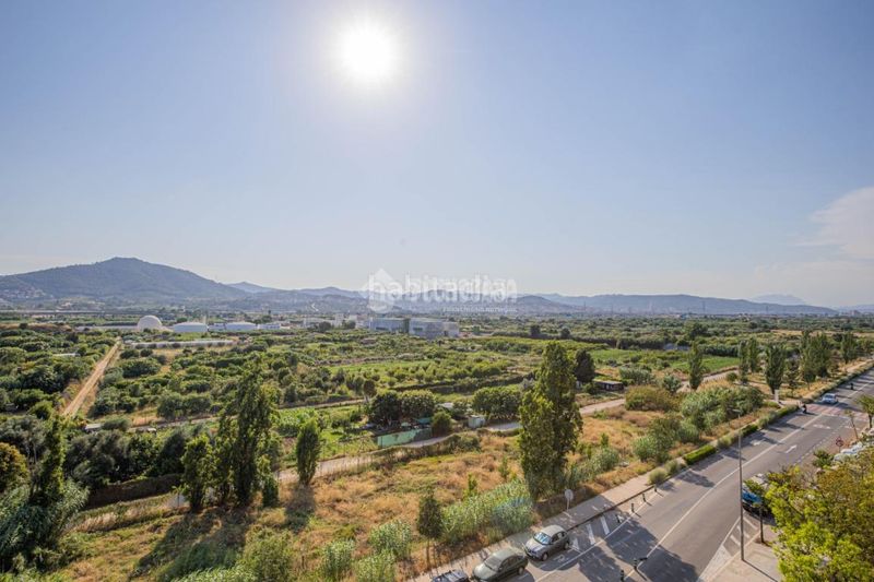 Foto be20e3a2-1986-42a0-a01a-50757991bcce. Pis amb calefacció a Centre-Can Nadal Sant Feliu de Llobregat