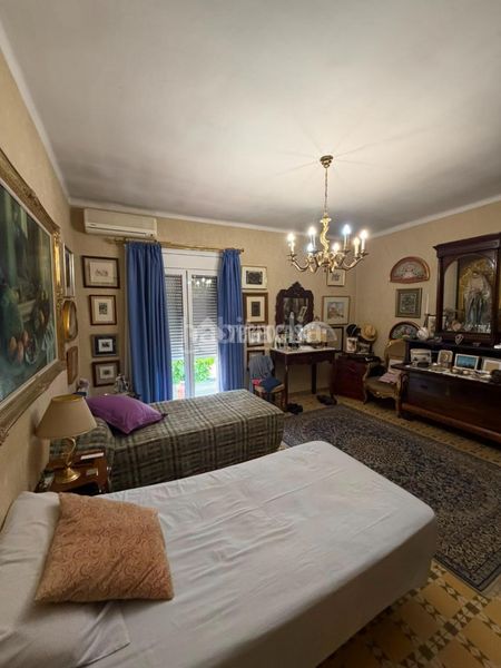 Foto ad629306-f5ce-4401-8f43-f3ce88561229. Casa a Centre-Can Nadal Sant Feliu de Llobregat