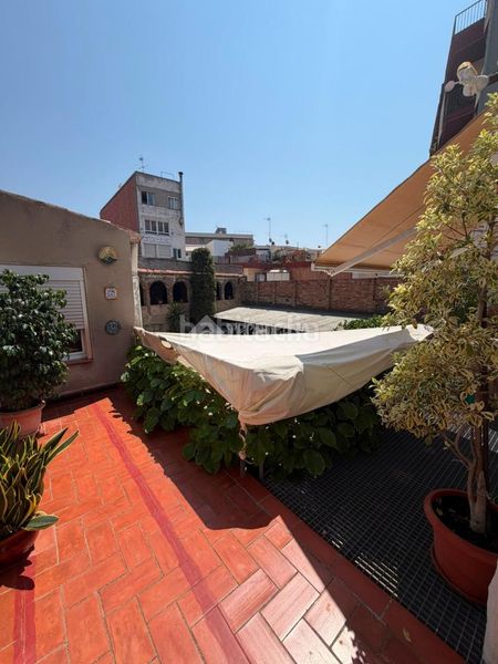 Foto afd64348-54b8-4cd3-aee6-189c69cee151. Casa a Centre-Can Nadal Sant Feliu de Llobregat