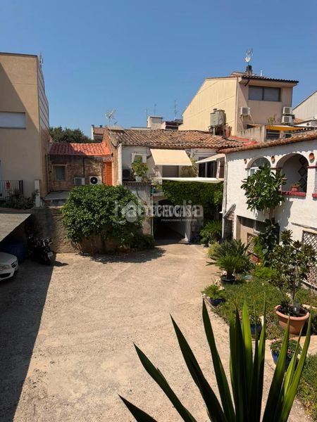 Foto e45601ef-3309-4571-8fb1-a526623d5f8c. Casa a Centre-Can Nadal Sant Feliu de Llobregat