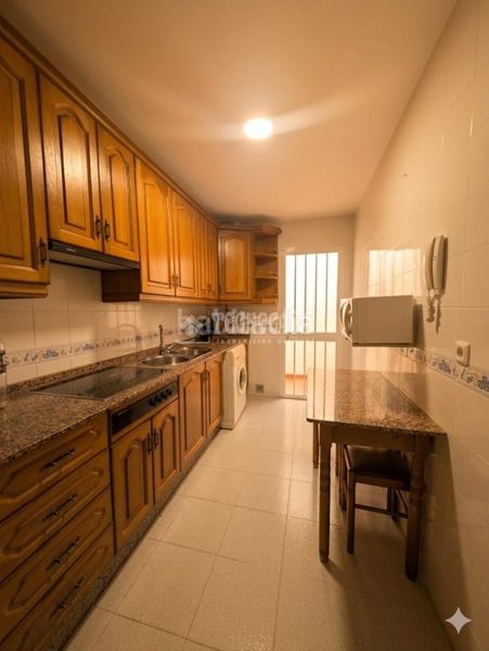 Foto 6ef41889-ea3a-4d87-a900-a811aa66aa6e. Casa aparellada amb aparcament a Arcos de la Frontera
