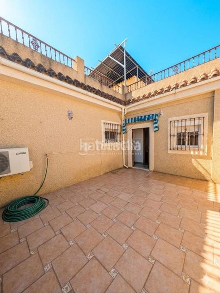 Foto 870ebd98-5d81-4091-89d9-05d7fa042619. Casa aparellada amb calefacció aparcament a El Rocío - La Milagrosa Jerez de la Frontera