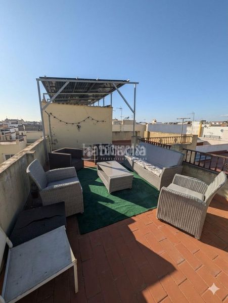 Foto 89105177-82de-4bd0-949c-f493a4457bb4. Casa aparellada amb calefacció aparcament a El Rocío - La Milagrosa Jerez de la Frontera