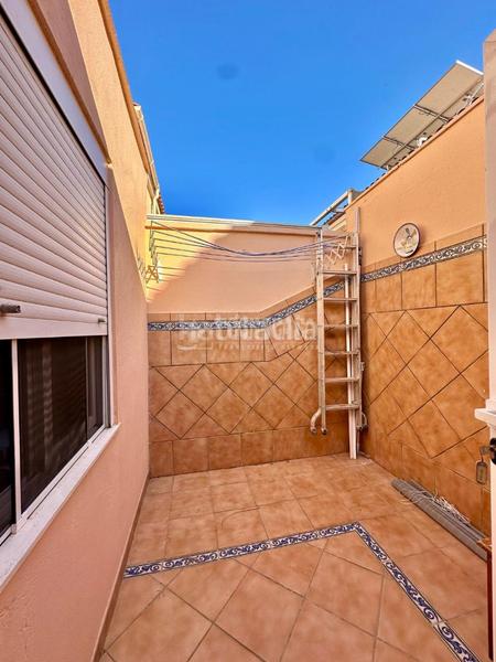 Foto 8dbf941e-888a-4b97-9de2-1c8b410bd1ed. Casa con riscaldamento in Parque Atlántico - Ronda este Jerez de la Frontera