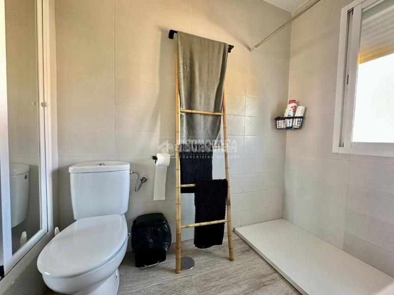 Foto 952c3843-2503-43f7-ab71-34106a8fac02. Casa con riscaldamento in Parque Atlántico - Ronda este Jerez de la Frontera