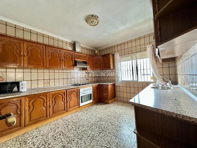 Foto 19ce99ec-9c17-408e-bcc5-a23c11bb169f. Casa bifamiliare in El Rocío - La Milagrosa Jerez de la Frontera