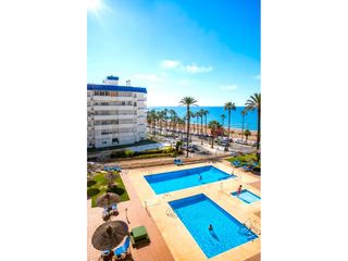 Apartament a Cortijo Torrequebrada. Tu balcón al mediterráneo en primera línea de playa.