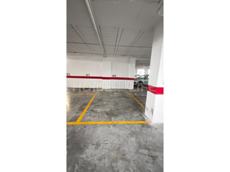 Foto 6a29b689-0eba-4d5f-9d89-bff32ea4d5bb. Aparcament cotxe a Puerto Marina Benalmádena