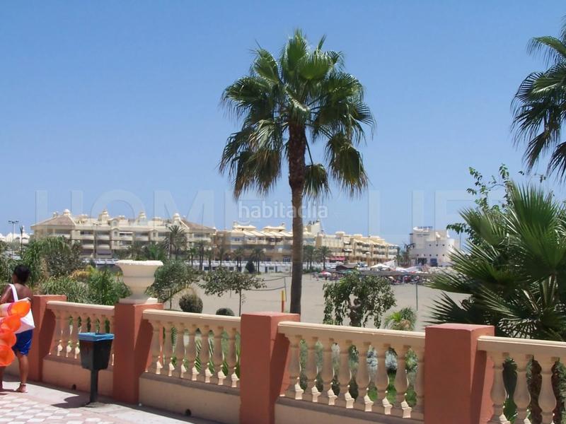 Foto 9454370b-b5a4-4a10-8380-8aea26397f1d. Apartamento piso de 2 habitaciones en primera línea de playa. en Benalmádena