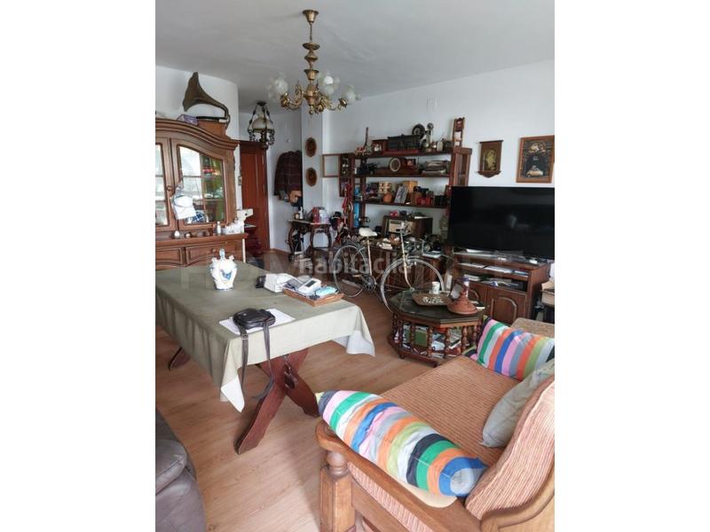 Foto 91b6fe1e-d09c-48a5-96c7-a33f1afd2874. Piccolo appartamento con parcheggio in La Carihuela - Los Nidos Torremolinos