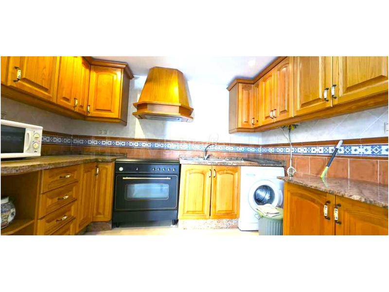 Foto c2a6ec30-b45d-4c37-adcf-5bc80eda59ab. Zweistöckige wohnung in Puerto Marina Benalmádena