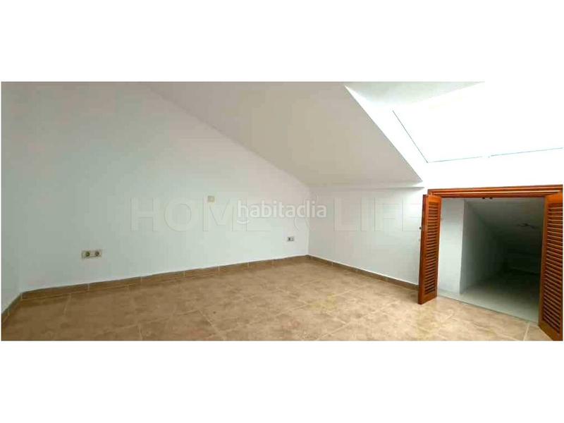 Foto f6e181cc-9a42-43c9-9aa8-21d2330efec9. Zweistöckige wohnung in Puerto Marina Benalmádena