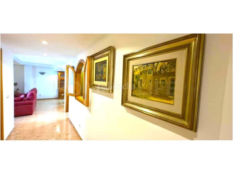 Foto 632254f4-b1a5-4da1-a71e-cef080524f6e. Dúplex a Puerto Marina Benalmádena