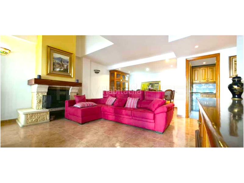 Foto e6b76977-7401-4a26-89d1-e270a319b529. Dúplex a Puerto Marina Benalmádena