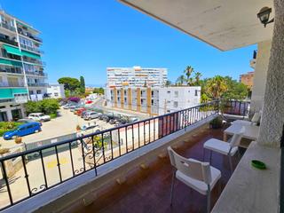 Etagenwohnung  Avenida san carlos. Piso 3 habitaciones en benalmádena costa.