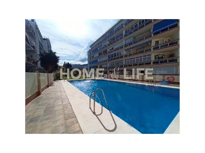 Foto c2eb877e-c57e-4a8f-9439-e080fbb5efff. Apartament amb piscina a Ayuntamiento Torremolinos