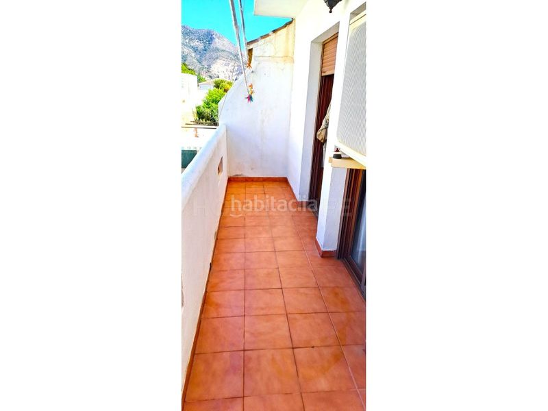 Foto 0fc5b71e-b868-4e97-9fae-d4235fb6bb2f. Casa adossada amb aparcament a Centro Benalmádena