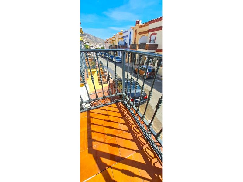 Foto 55303be8-e171-4ff2-94c1-2a75256a8f79. Casa adossada amb aparcament a Centro Benalmádena