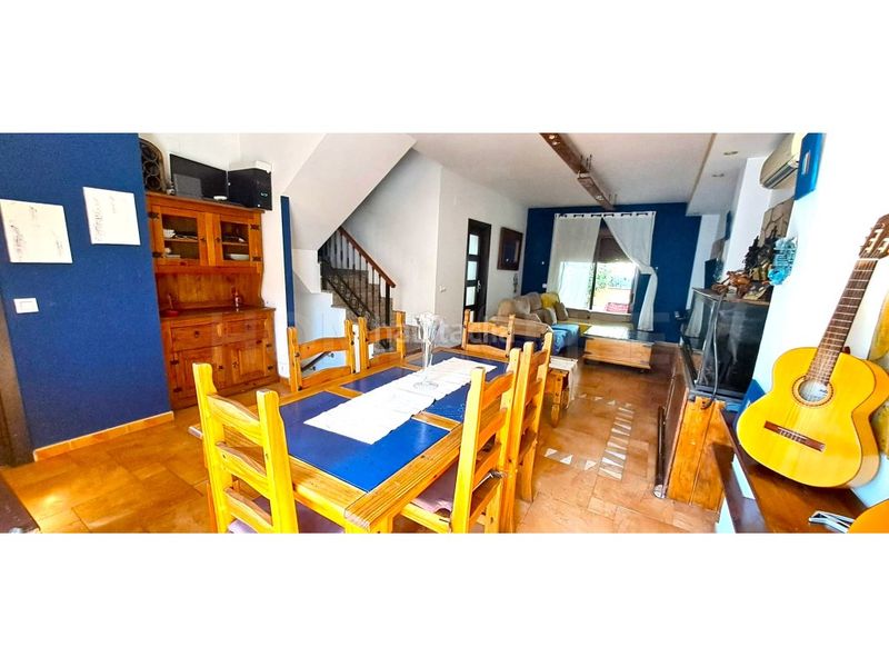 Foto 5bf7ebd5-3f67-4da6-937b-f583bb1f9a3e. Casa adossada amb aparcament a Centro Benalmádena