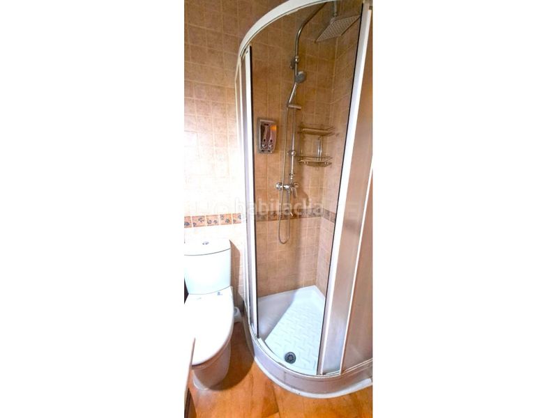 Foto a256357b-2f52-4a43-9446-22cad26cddc5. Casa adossada amb aparcament a Centro Benalmádena