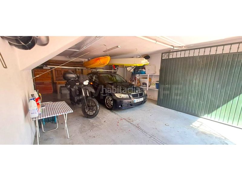 Foto a6223042-a012-403c-a776-cd6374840676. Casa adossada amb aparcament a Centro Benalmádena