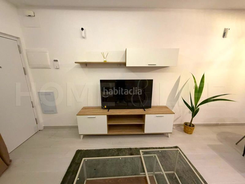 Foto 023769ce-f58e-4ebd-83e1-783af4436f16. Estudi a Montemar Torremolinos