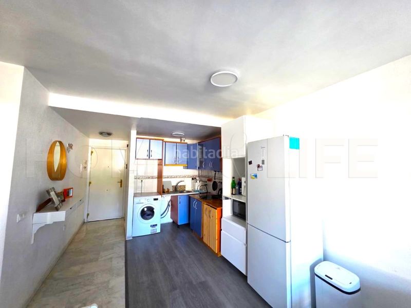 Foto 30133c30-5f4b-4243-aca0-9b59ff4a3d0a. Apartament amb aparcament piscina a Nueva Torrequebrada Benalmádena