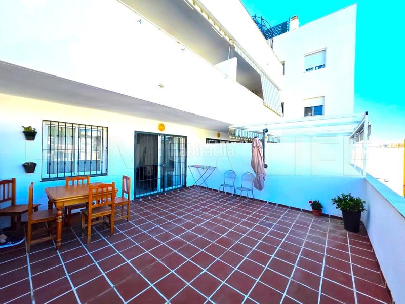 Foto 364cb1e6-31f0-414f-85a1-311b4c688b5f. Apartament amb aparcament piscina a Nueva Torrequebrada Benalmádena