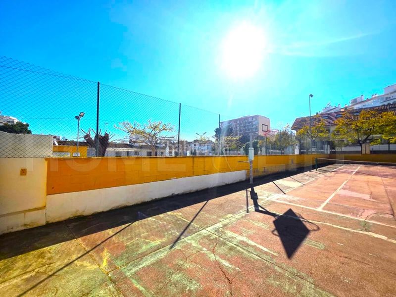 Foto 720c888a-f7af-4537-8b8c-294a62998609. Apartament amb piscina a Solymar Benalmádena