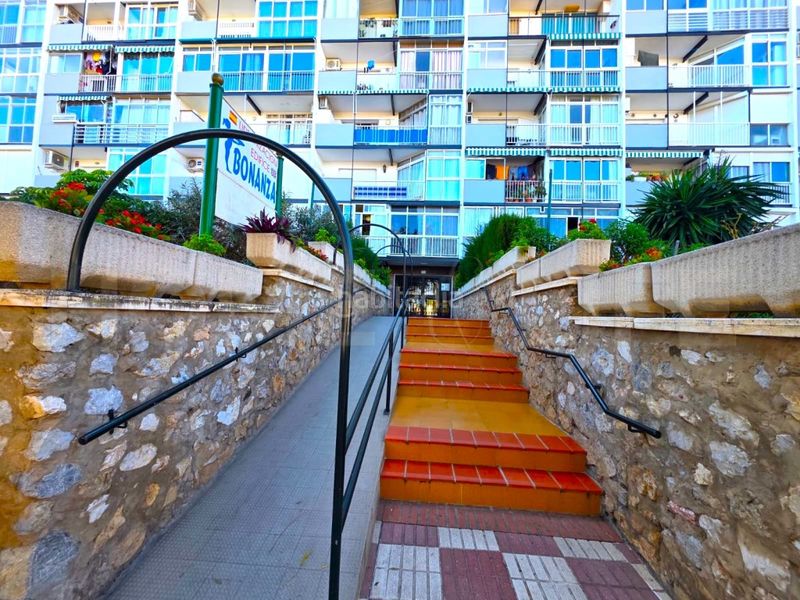 Foto b7e4c15e-9d59-4228-8a7a-2de8fa5450c6. Apartament amb piscina a Solymar Benalmádena