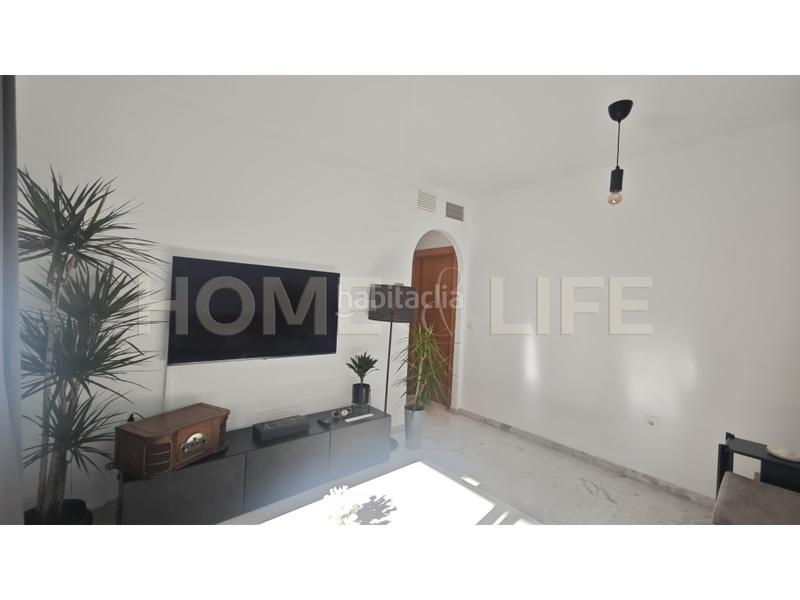 Foto 0597b4c3-bd68-4272-aa7c-3e50d2e0e8a6. Apartamento  de 1 habitación en torrequebrada. en Benalmádena