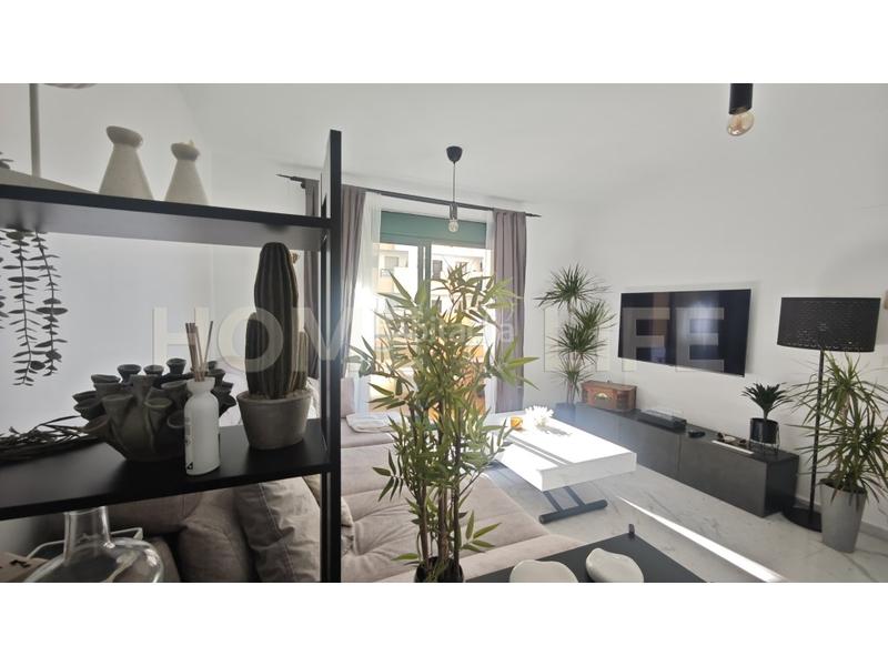 Foto 1a2be66b-f81a-4820-bdc1-ab8605062ebe. Apartamento  de 1 habitación en torrequebrada. en Benalmádena