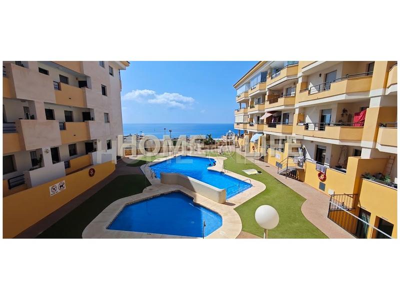 Foto 3b4f6a8d-f592-4cf0-b1ce-6444bb36c7b1. Apartamento  de 1 habitación en torrequebrada. en Benalmádena