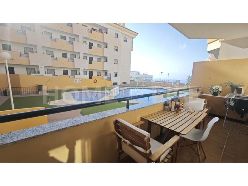 Foto 5e853036-6b3a-4f42-9f88-3529520d5a6b. Apartamento  de 1 habitación en torrequebrada. en Benalmádena