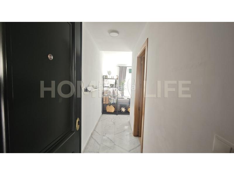 Foto 71cb1f2f-dd0f-438b-afb2-7f8c37716037. Apartamento  de 1 habitación en torrequebrada. en Benalmádena